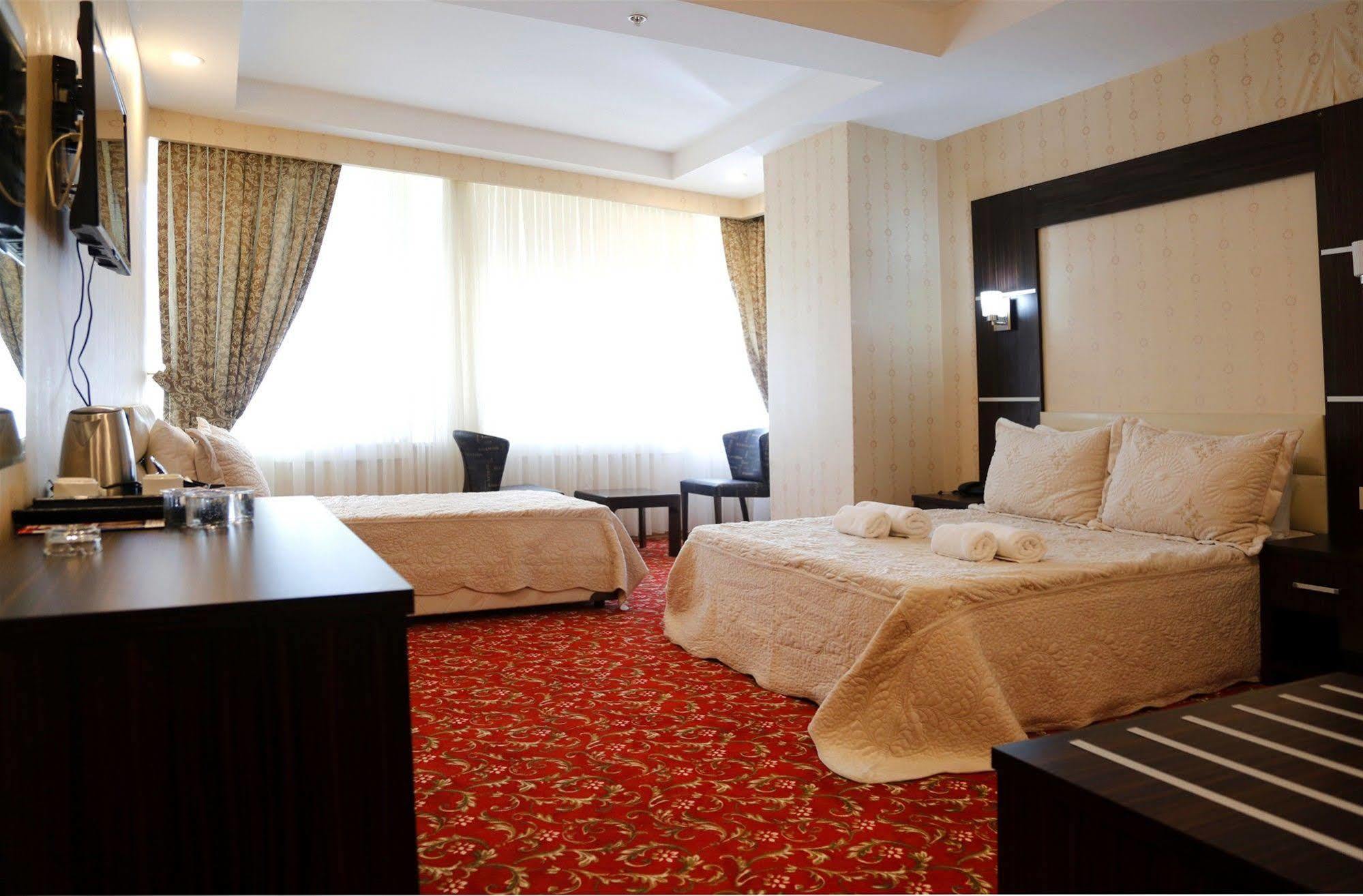 Avcılar Grand Temel Hotel מראה חיצוני תמונה